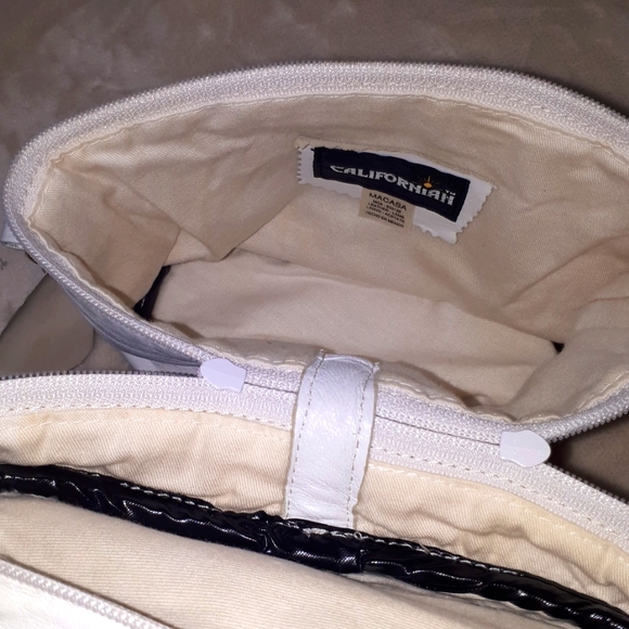 California Binocular Shaped Bag - Picture 5 of 5